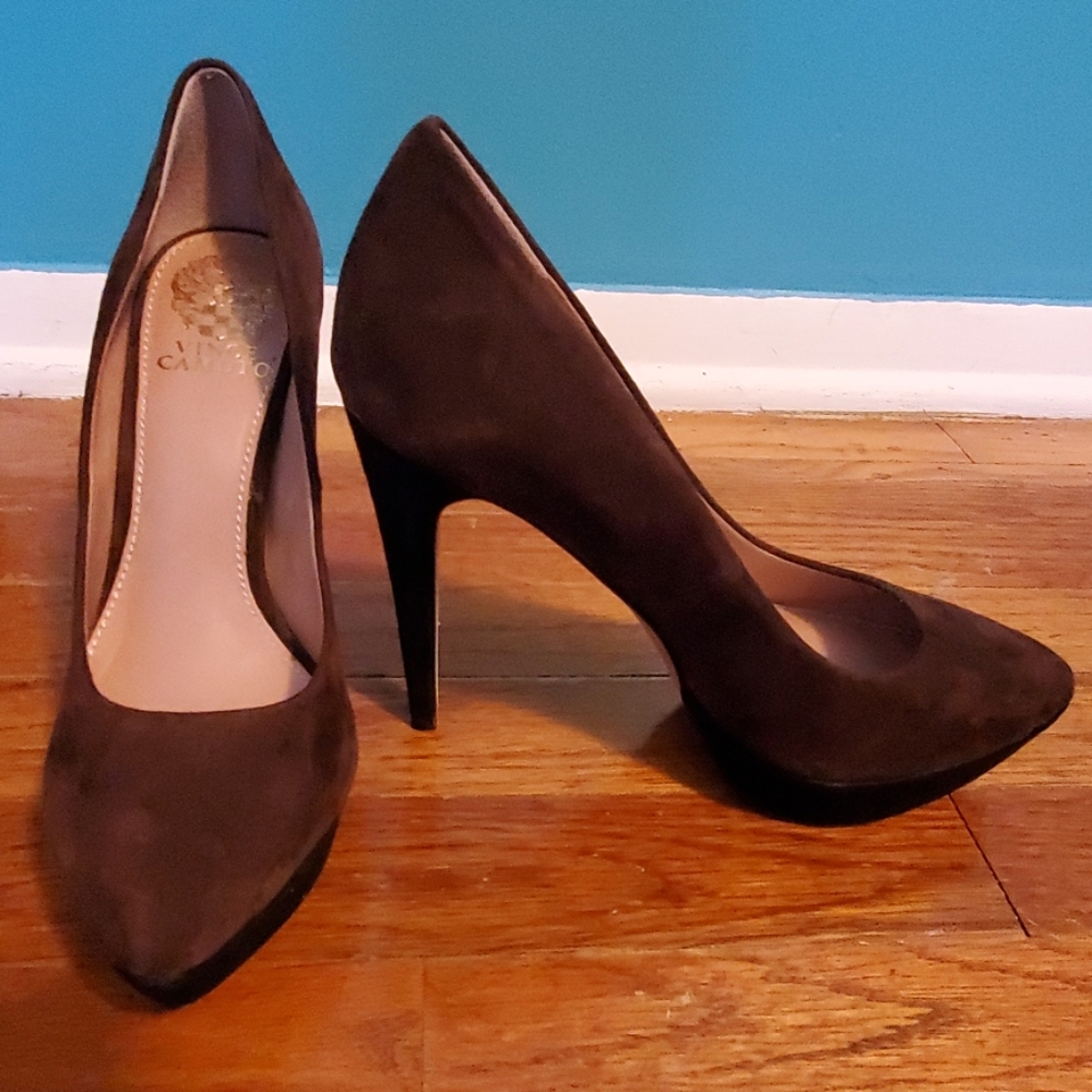 Shoes - Picture 2 of 2